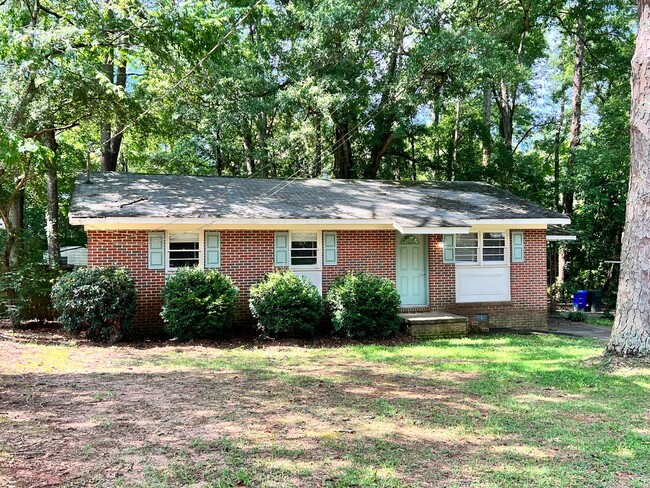 Building Photo - 1030 Old Mill Rd