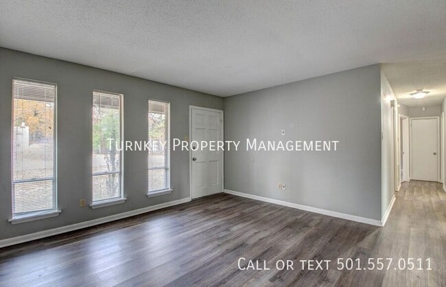 Building Photo - 9203 Labette Dr