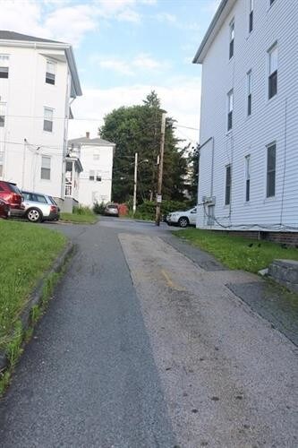 Building Photo - 157 Vernon St