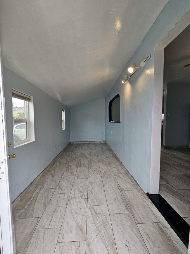 Sala de estar - 927 N Vista Way