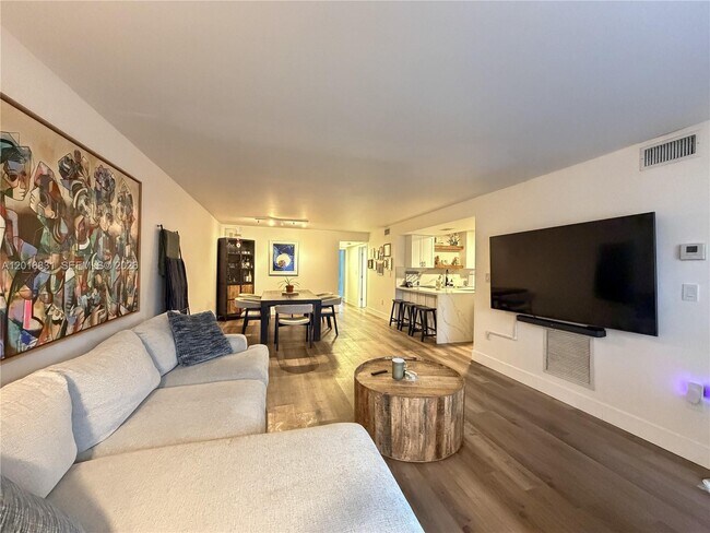 Foto del edificio - 6517 SW 116th Pl