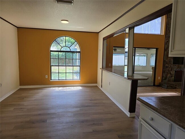 Foto del edificio - 1115 Old Polk City Rd