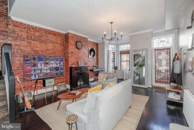 Foto del edificio - 306 M St NW