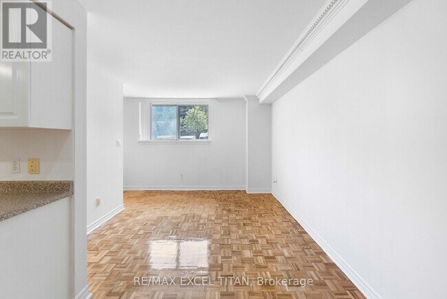 Photo du bâtiment - 1407 Dupont St
