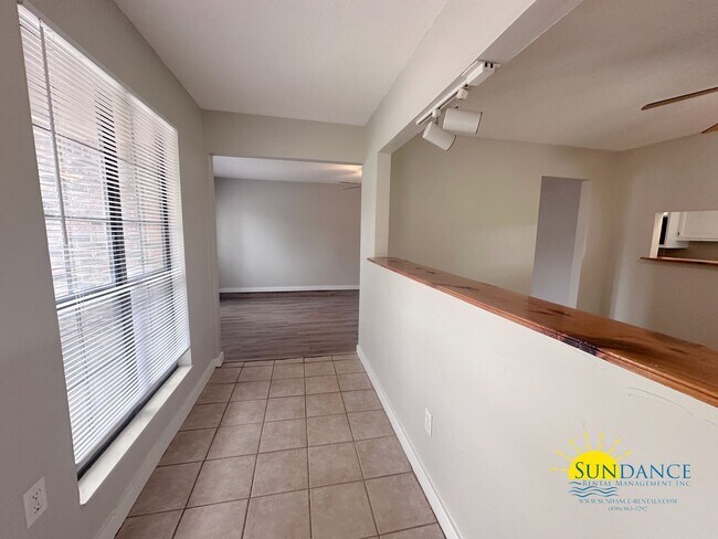 Building Photo - Beautiful 3 Bedroom Home in Mary Esther
