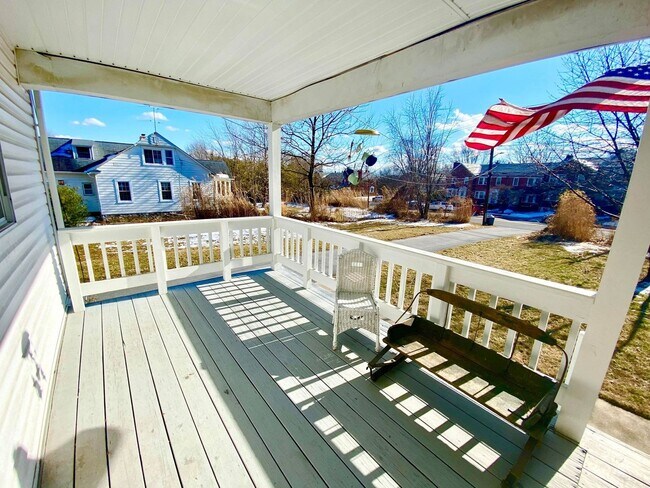 Foto del edificio - Catonsville Duplex Home for rent