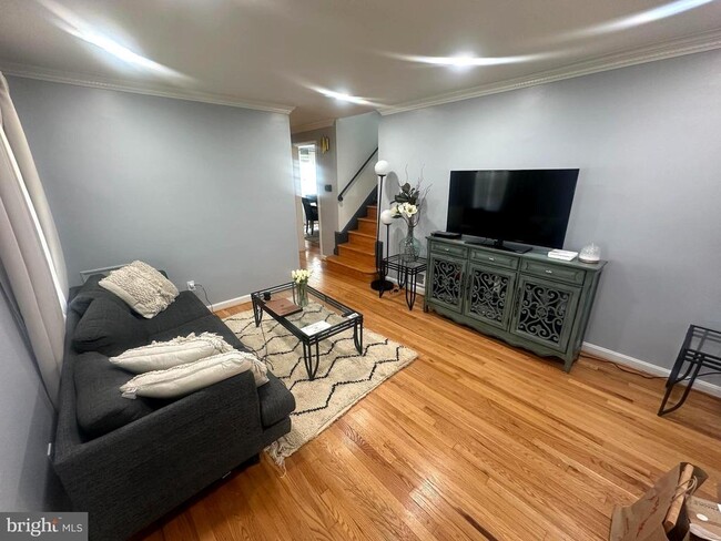 Foto del edificio - 5209 Mineola Rd