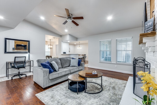 Building Photo - 4520 Inman Dr