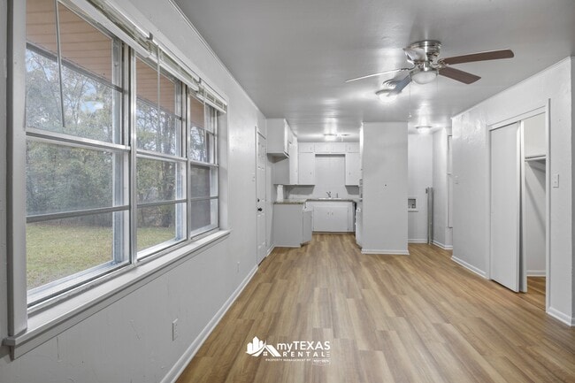 Foto del edificio - 403 Dogwood Ln