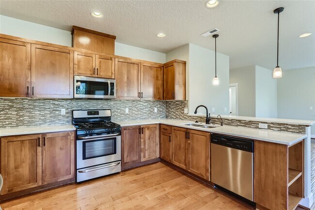 Foto del edificio - Charming Home Backing to Beaverton Creek N...
