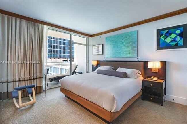 Foto del edificio - 6801 Collins Ave