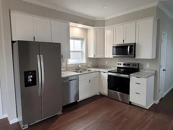 Foto del edificio - 119 Monarch Ln