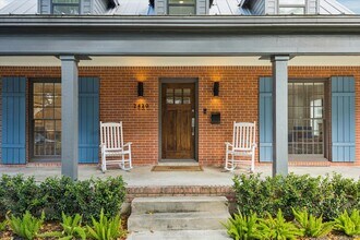 Building Photo - 2420 Nottingham St