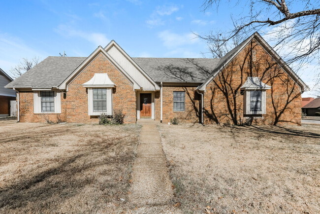 Building Photo - 6636 Quail Covey Dr