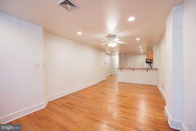 Foto del edificio - 1510 Fairmount Ave