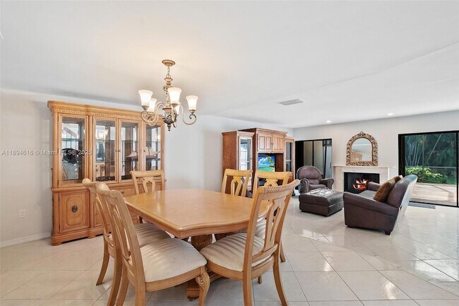 Building Photo - 9340 NW 48th Doral Terrace
