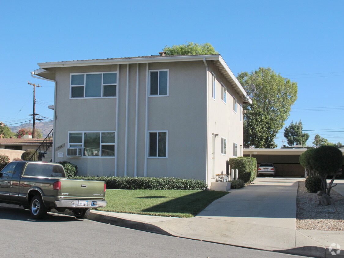 Foto del edificio - 506 Parker Dr