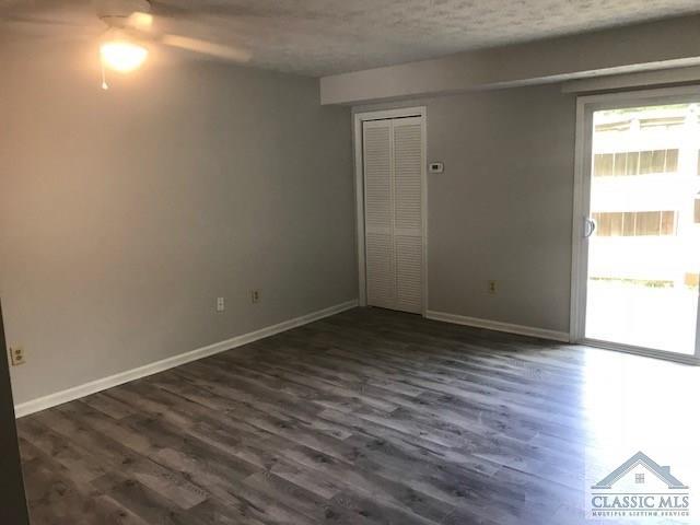 Building Photo - 1108 S Barnett Shoals Rd
