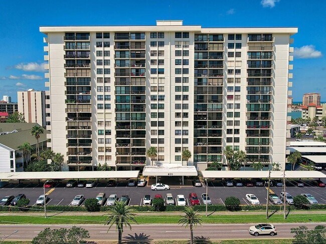 Foto del edificio - 400 Island Way