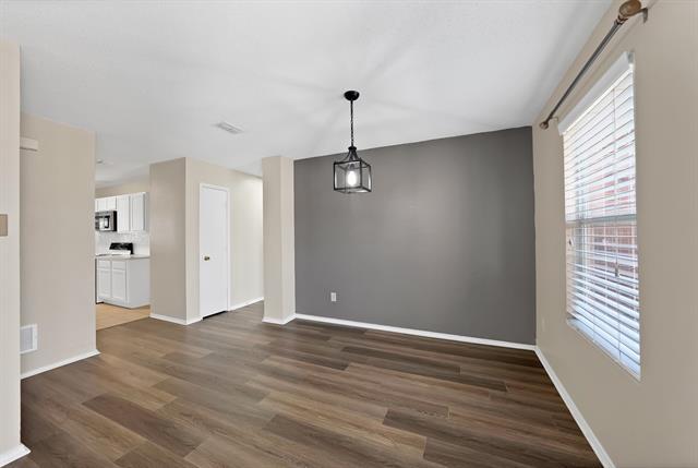 Foto del edificio - 1477 Greenbrook Dr