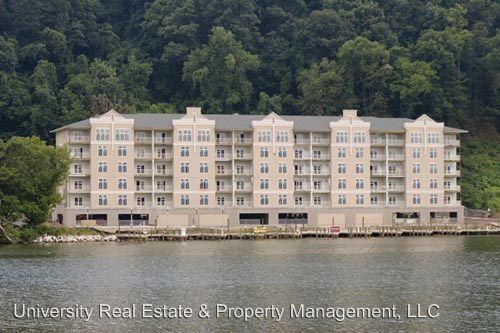 Building Photo - 817 19th St