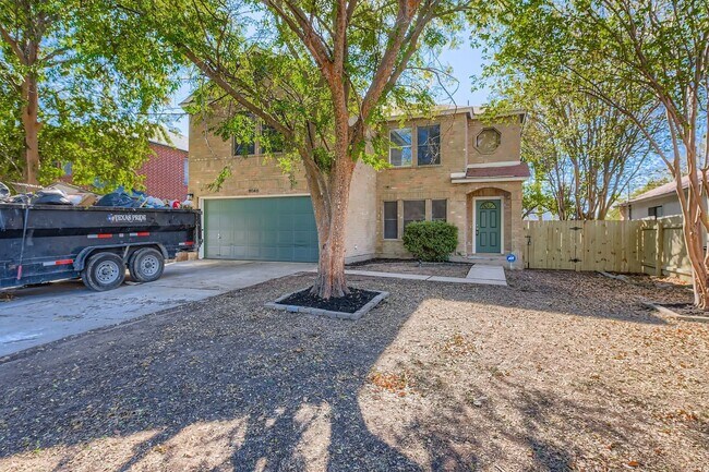 Foto del edificio - 8046 Thaxton Rd