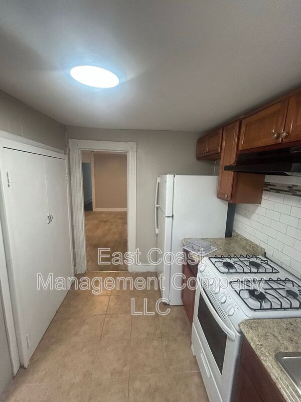 Foto del edificio - 2319 Reisterstown Rd