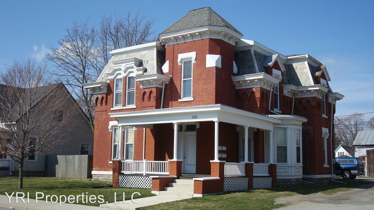 Primary Photo - 318 W Front St