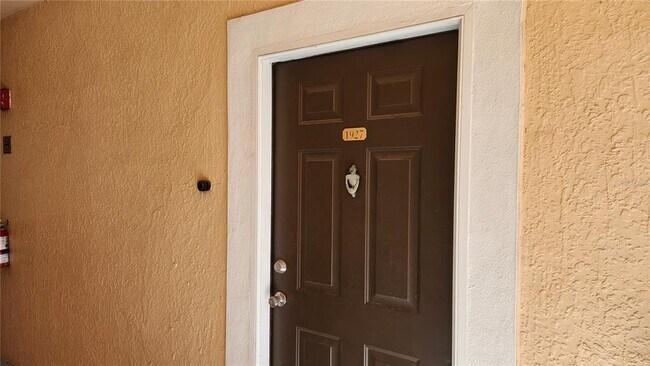 Building Photo - 4122 Central Sarasota Pkwy