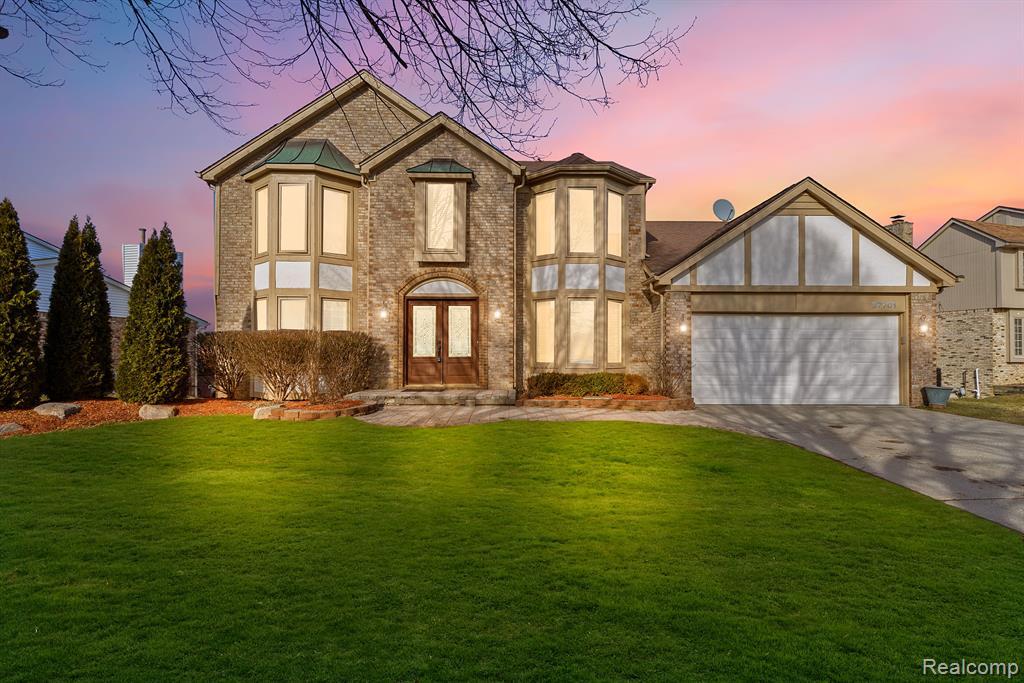 Foto principal - 37701 Fleetwood Dr