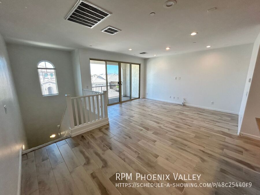 Primary Photo - 4134 E Pinto Dr
