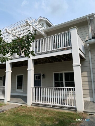 Foto del edificio - 102 Edgewater Cir