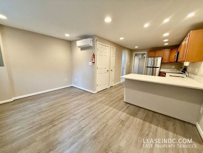 Foto del edificio - 152 R St NE