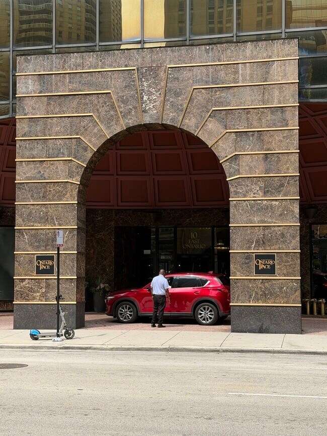 Foto del edificio - 10 E Ontario St