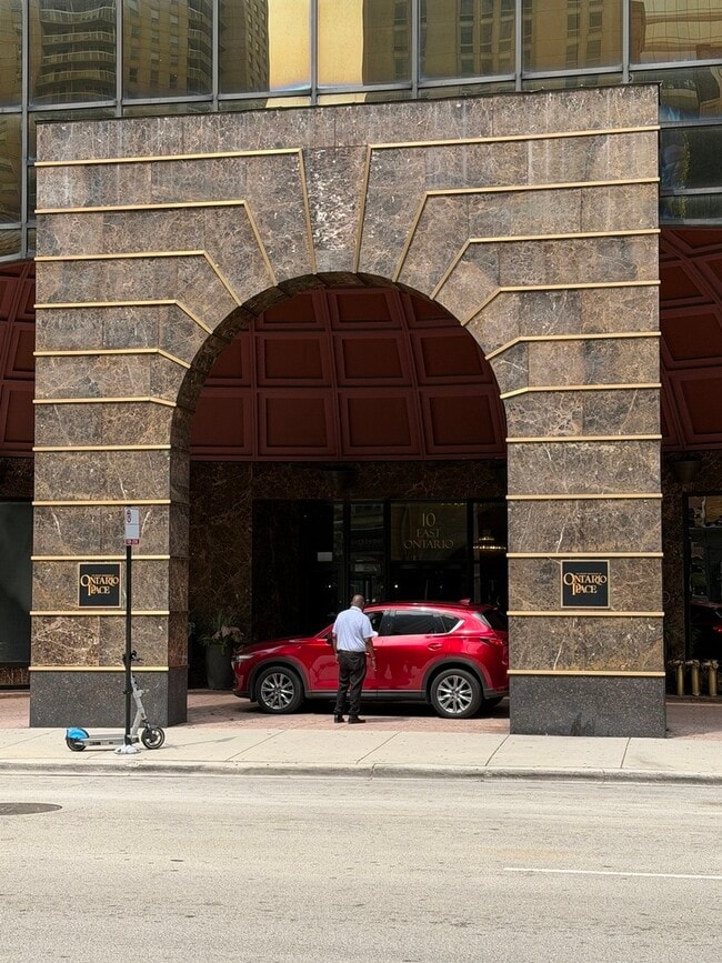 Building Photo - 10 E Ontario St