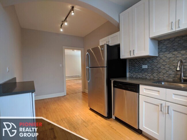 Foto del edificio - 2321 N Rockwell St