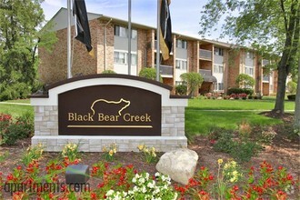 Black Bear Apartments Fort Wayne