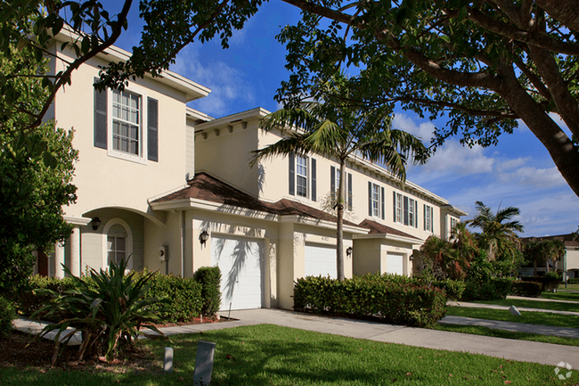 Emerald Lake Apts