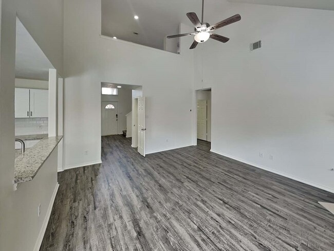 Foto del edificio - 6830 Atasca Creek Dr