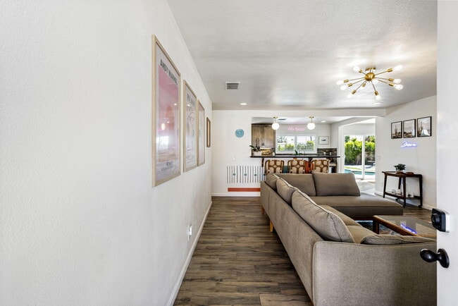 Building Photo - 2240 N San Gorgonio Rd