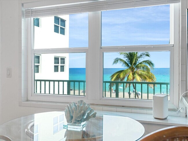 Foto del edificio - 2600 N Surf Rd