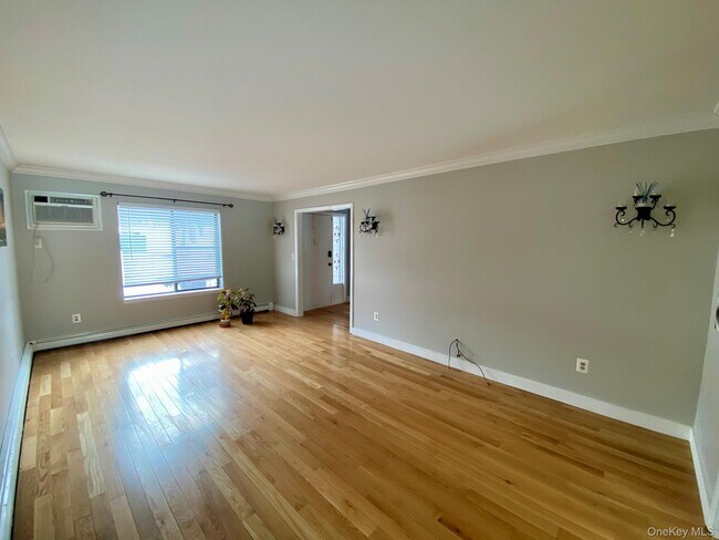 Foto del edificio - 404 Mountain Laurel Dr