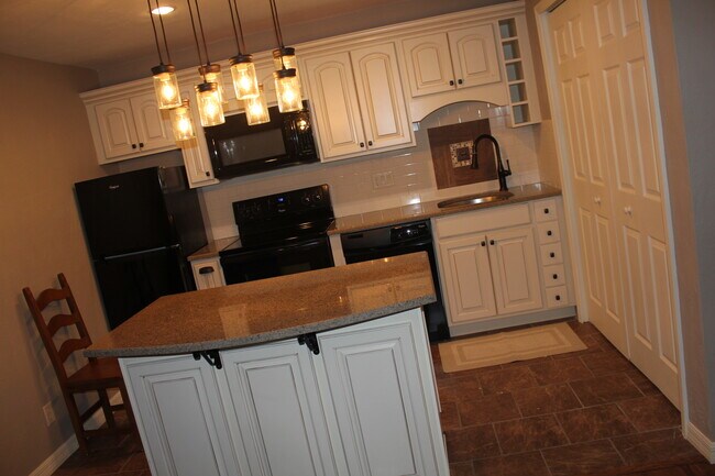 Mini dream kitchens with custom everything! - 917 SE 3rd St