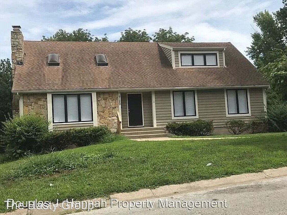 Primary Photo - 4 br, 2.5 bath House - 9129 E 51st Terrace