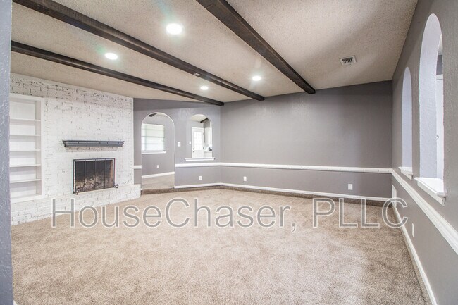 Building Photo - 5515 1st St