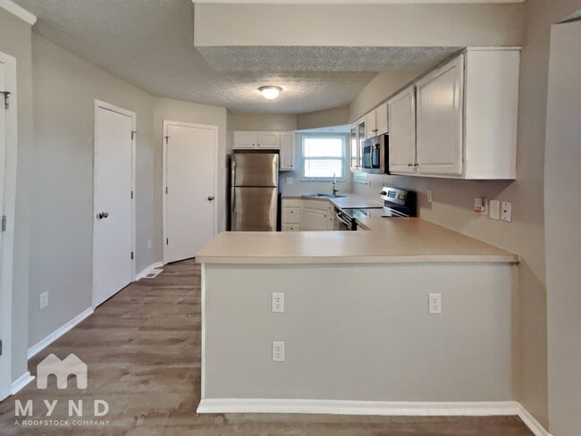 Building Photo - 3019 Old Warson Dr