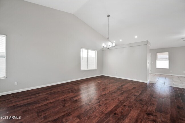 Foto del edificio - 945 W Hudson Way