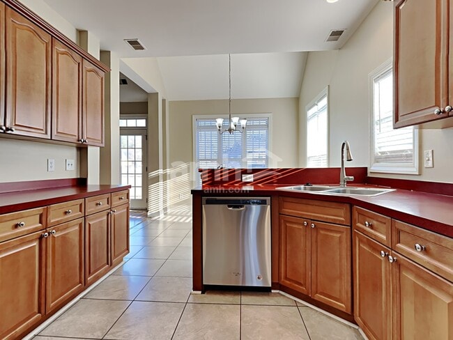 Foto del edificio - 4006 Key Thatch Ct