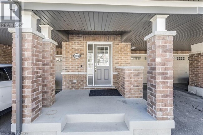 Building Photo - 504 Buckeye Ct