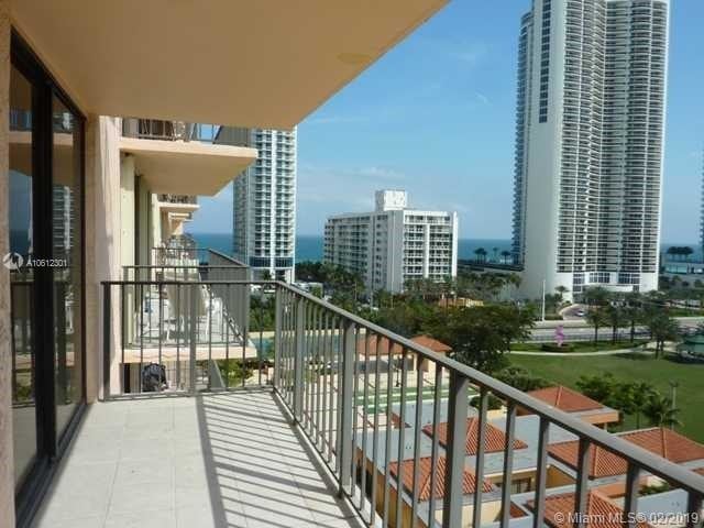 Foto del edificio - WINSTON TOWERS 600 CONDO